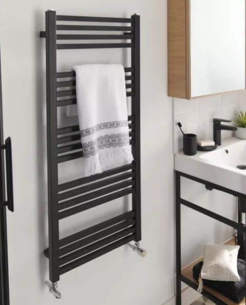 Grzejnik łazienkowy HALFA1 czarny 105x45cm CO