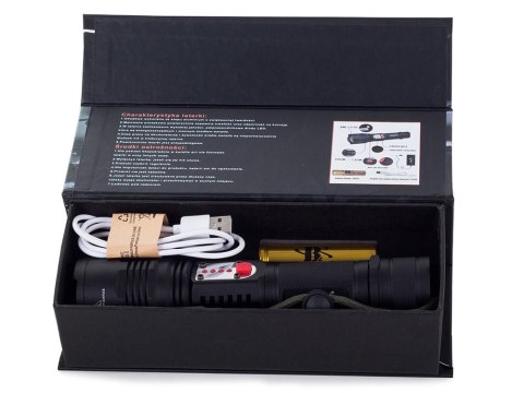 Nowoczesna latarka militarną z funkcjami Power Bank