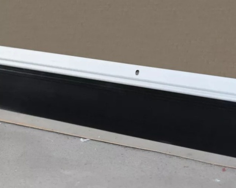 Listwa uszczelniająca FOXI ALU 125cm guma wys 76mm