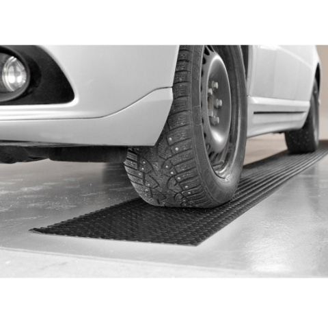 Chroń posadzkę w garażu sól chemia GUMA 5,5m na 40cm