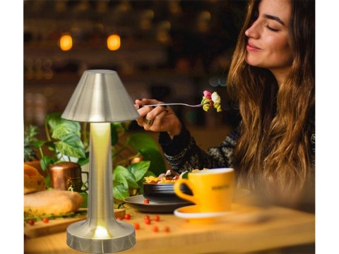 Lampa nocna z regulacją jasności - stylowa i funkcjonalna