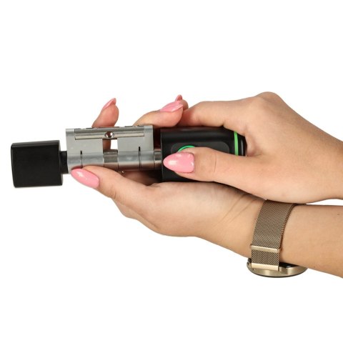 Zamek elektroniczny z biometriką i opcją bluetooth - Twoje nowe zabezpieczenie!