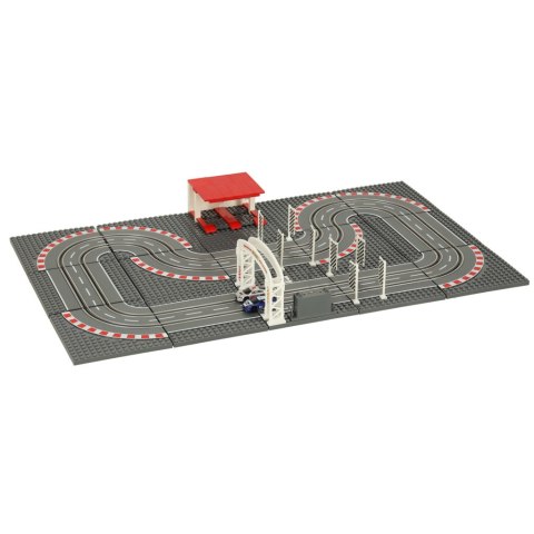 Wyścigowy tor z samochodami policyjnymi - elektryczna zabawa w najlepszym wydaniu!