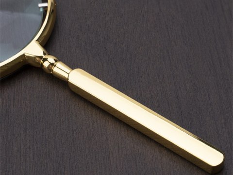 Lupa zwiększająca 6x - perfekcyjne narzędzie do czytania i detali