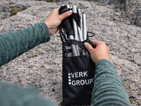 Nowoczesne trekkingowe kijki do górskiej wędrówki