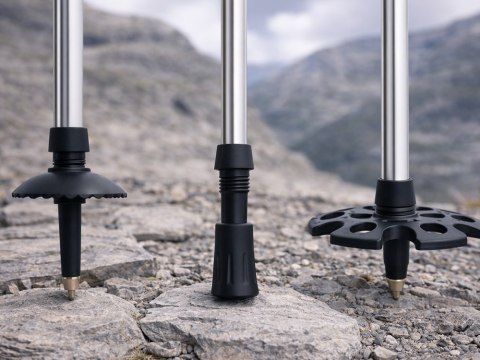 Nowoczesne trekkingowe kijki do górskiej wędrówki