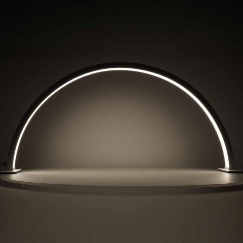 Lampa LED do manicure: nowoczesne oświetlenie dla perfekcyjnych paznokci