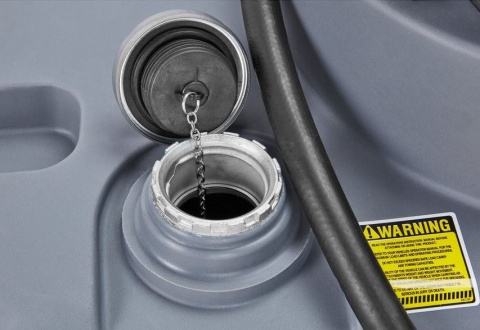 Przenośny zbiornik ropę pompą zamkiem 100 l  